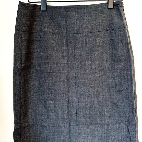 Theory Gray Skirt - Size 0 - Picture 2 of 9